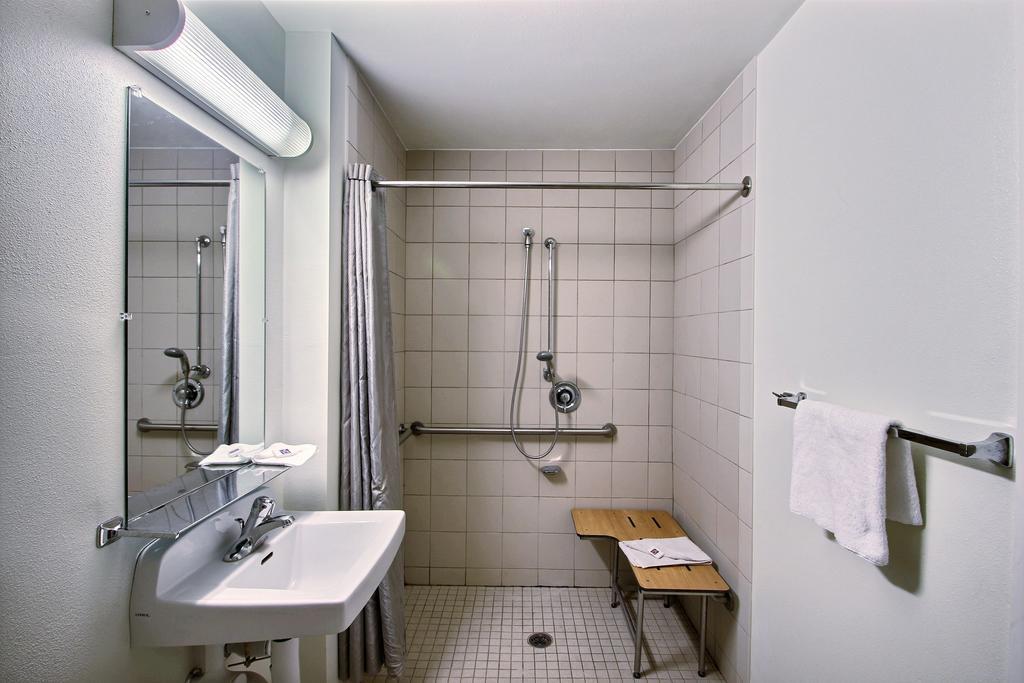 Motel 6 Milwaukee West - Brookfield Zimmer foto