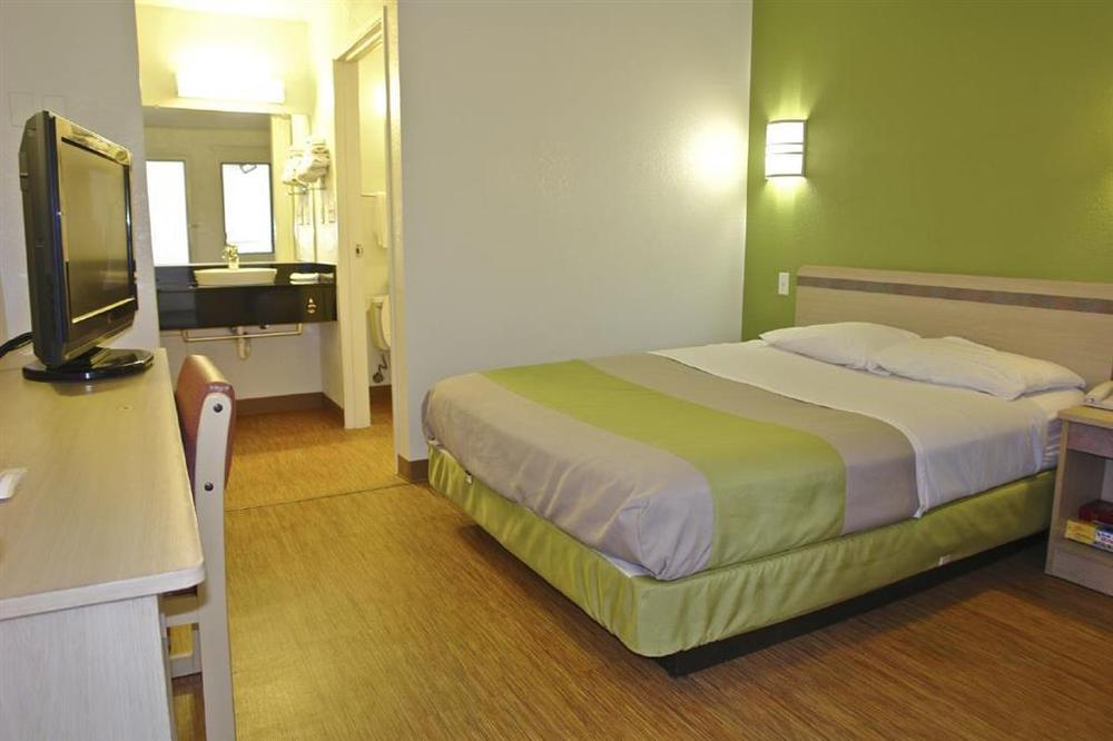 Motel 6 Milwaukee West - Brookfield Zimmer foto