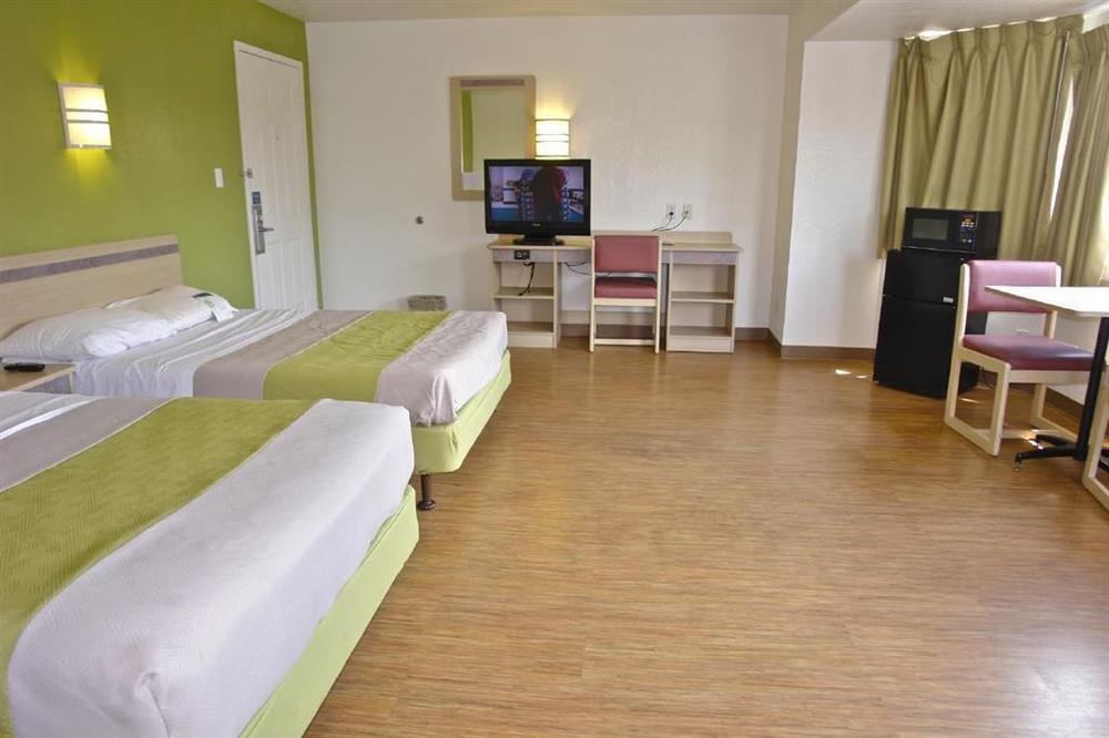 Motel 6 Milwaukee West - Brookfield Zimmer foto